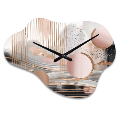 «Pink Rosegold Circle Chaos IV», horloge en métal avec formes asymétriques et horloge murale rose