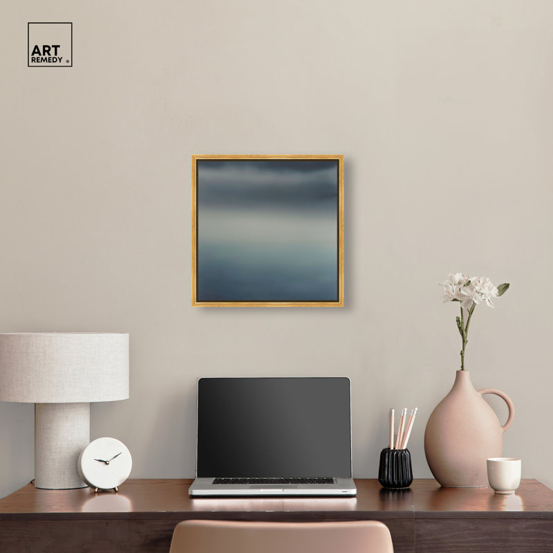 Décoration de bureau Hazy View I , 17"H x 17"W, Gold Frame