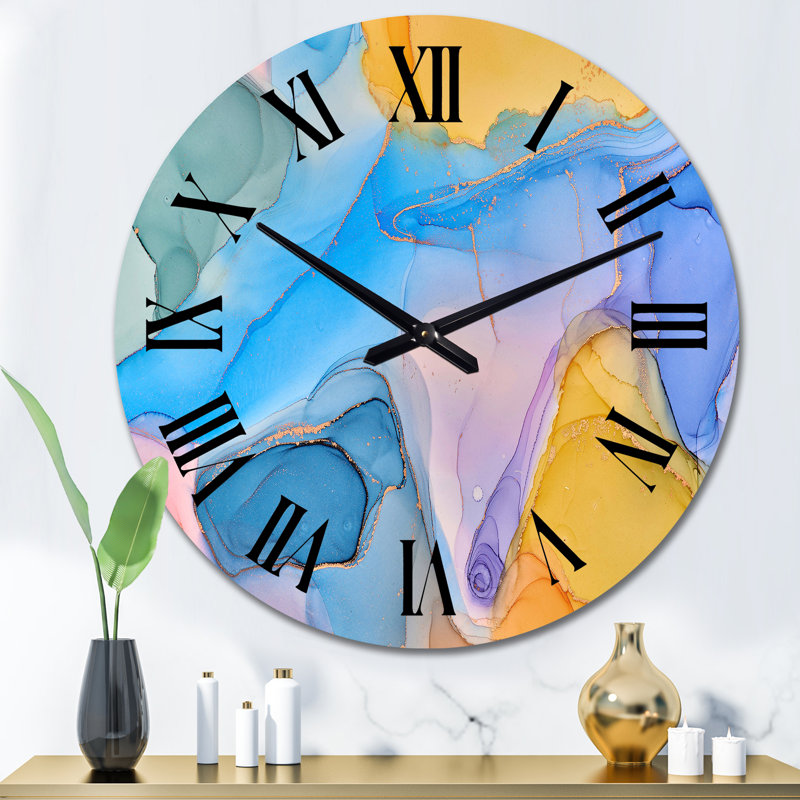 Horloge murale, Surdimensionné