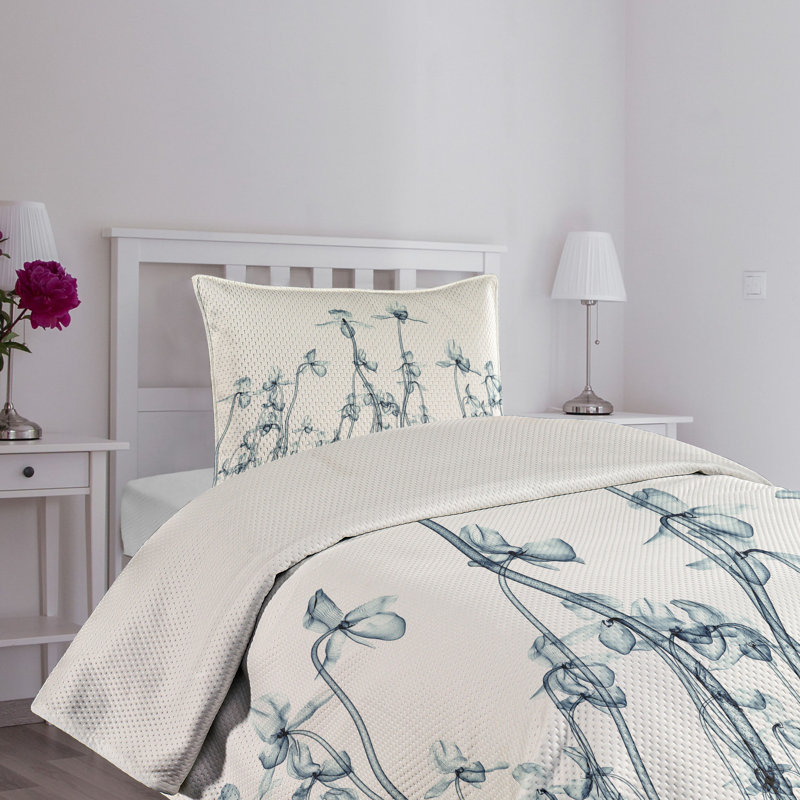 Twin White Quilted Bedspread Set with Floral Design
