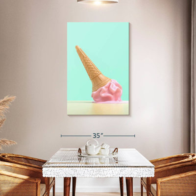 Déversement de crème glacée Yarlin