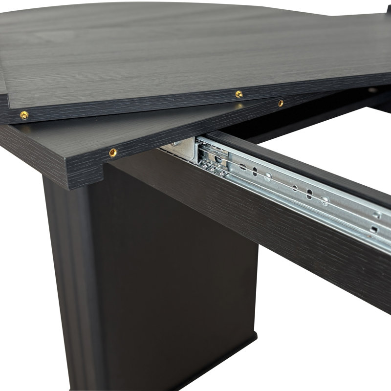 Kitchen extendable dining table