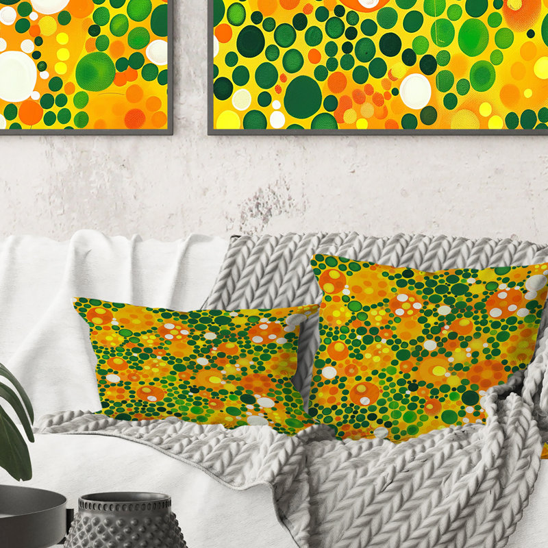 Coussin décoratif à pois orange et vert I, H 16 po x l 16 po