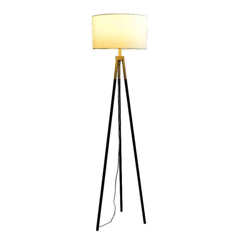 Lampe sur pied en laiton doré avec interrupteur marche / arrêt à trois pieds Sway