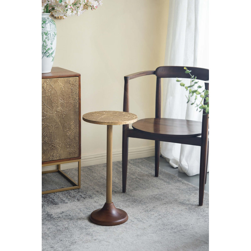 Table d'appoint mince en laiton 11,8 x 11,8 x 24 po avec plateau texturé doré et base en bois