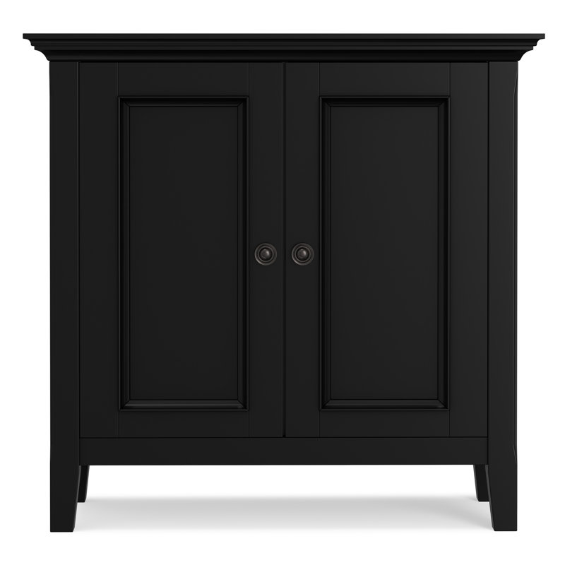 Armoire de rangement basse en bois massif l 32 "avec tablettes réglables Nash, Noir