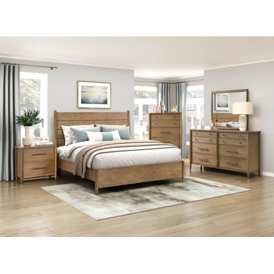 Haislynn 4 Piece Bedroom Set