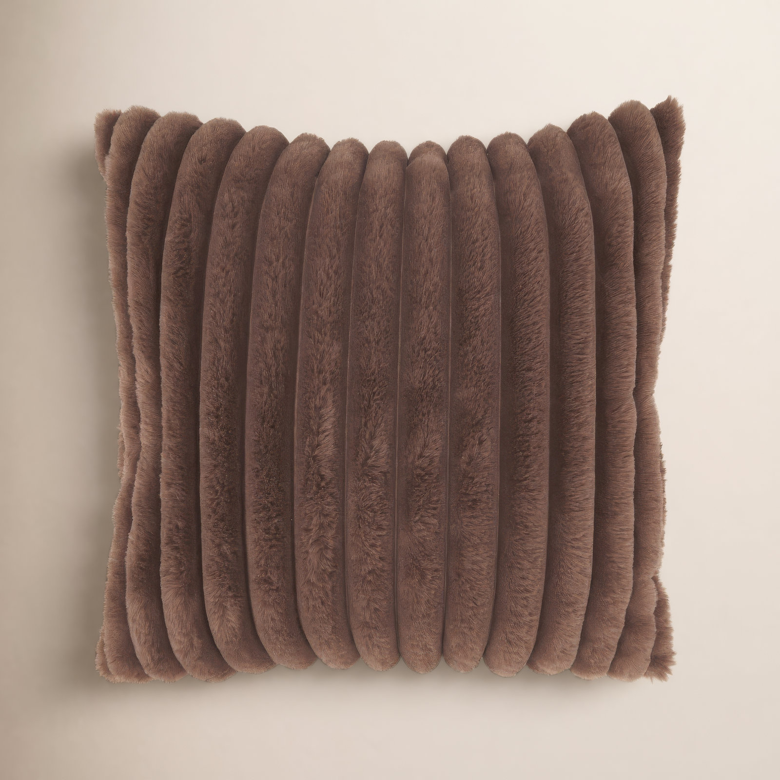 Aldina 18" x 18" Throw Pillow