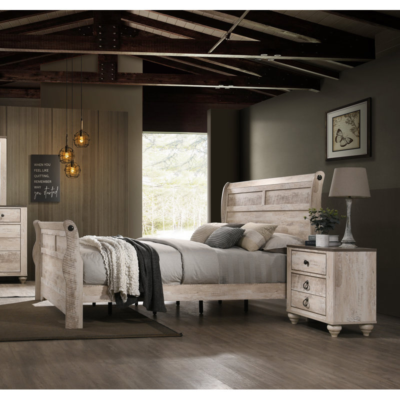 Amareona Piece Bedroom Set, Queen