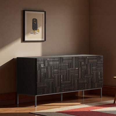 Buffet sculpté de style français