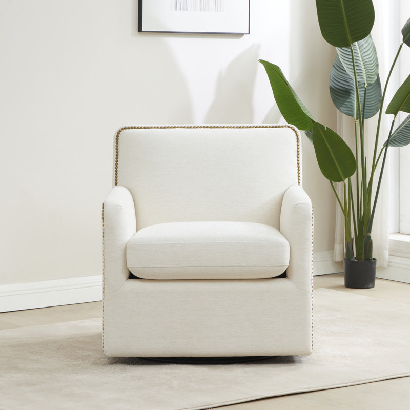 Fauteuil d'appoint pivotant avec garniture cloutée Tolland, Crème