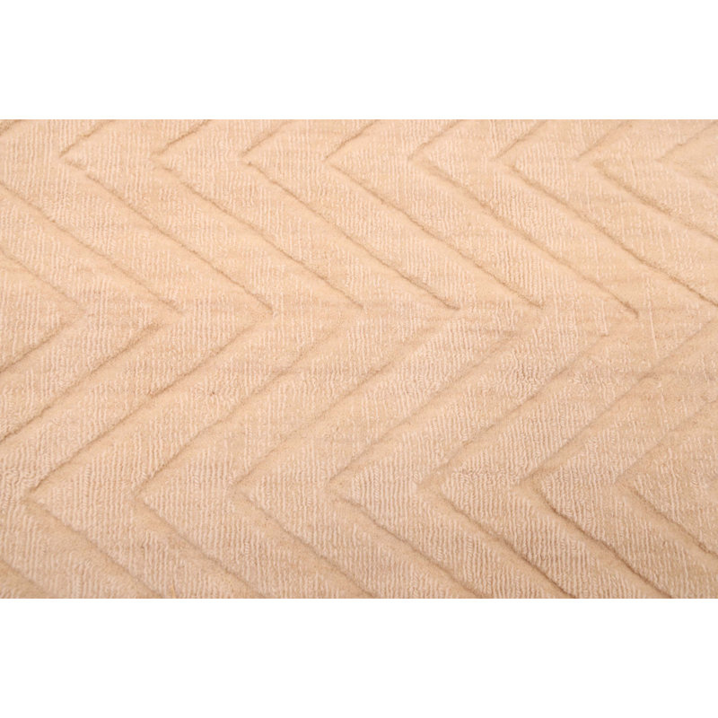 Kashkuli Gabbeh Beige Rug 6'8" x 9'6"