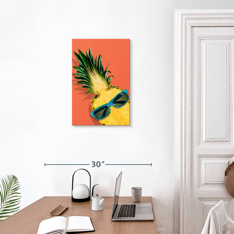 Yarlin Tropical Chic Pineapple, 24" H x 16" W