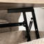 Table basse à plateau relevable brun avec tablettes ouvertes pour présentation, 16,28 po de largeur, télécommandes à compartiments dissimulés
