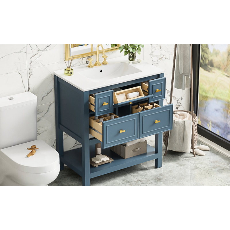 Armoire en bois bleue, Blue
