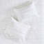 Courtepointe en microfibre blanc très grand / très grand blanc à volants, housse 100% avec coussin contrastant 4 pièces à volants avec très grand jeté, look élégant-118022708