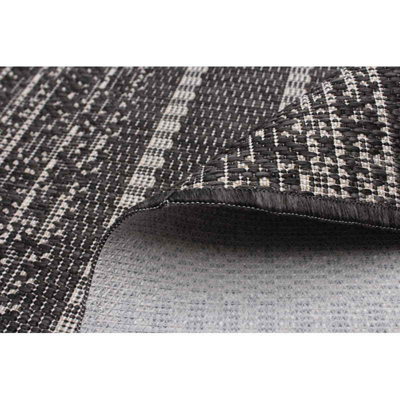 Bralynn Striped Indoor / Outdoor Rug, Rectangle 3'3" x 4'7"