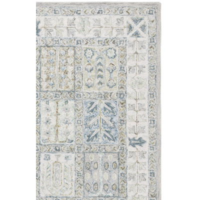 Hand-Tufted Geometric Wool Rug