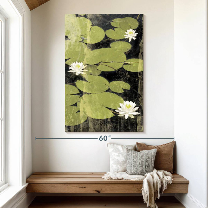 Harnek Pond Blossoms, H 51 po x l 34 po
