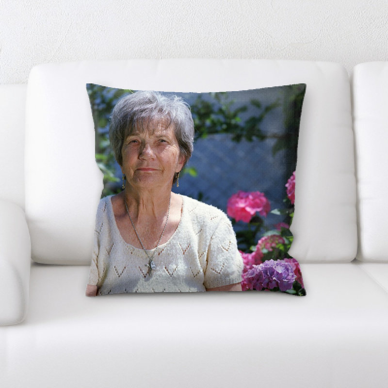 Coussin en peluche granny