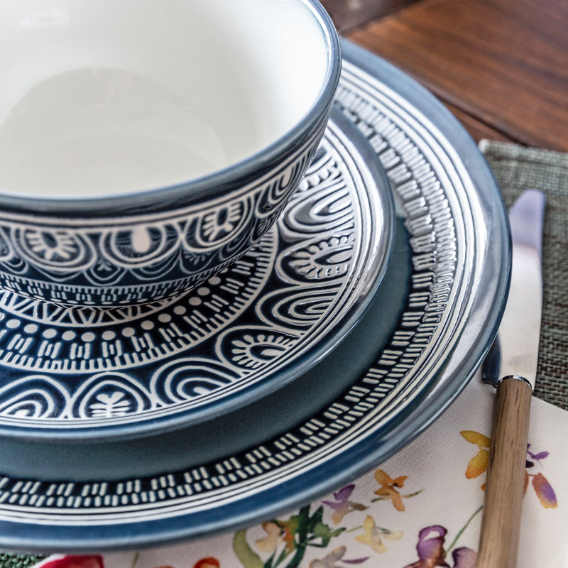 Medallion 16 Piece Stoneware Dinnerware Set - Service for 4, Teal
