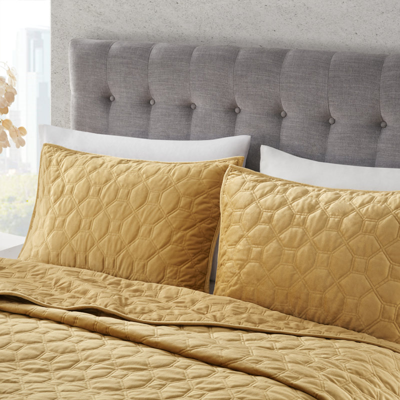 Mustard Velvet King Reversible Quilt Set