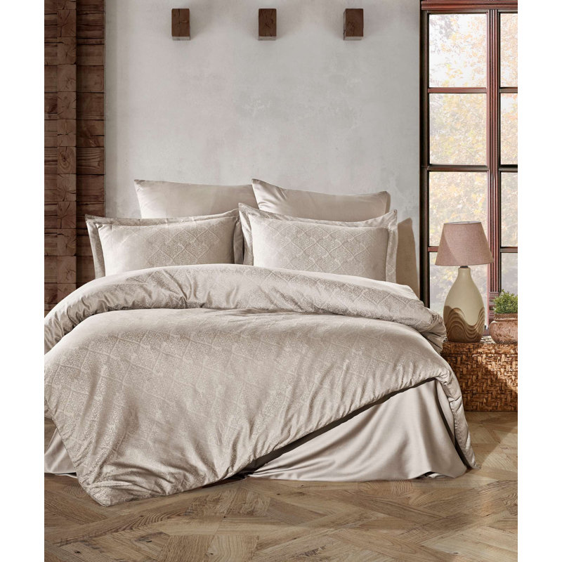 Elegant Satin Double Quilt Cover Set, 100% Cotton, Jacquard Design | Duvet Cover 78.7 x 86.6, Flat Sheet 94.5 x 102.4, Includes 2 Pillowcases 19.7 x 27.6 & 2 Oxford Pillowcases 27.6 x 27.6 | Luxurious Beige Color, Soft & Breathable