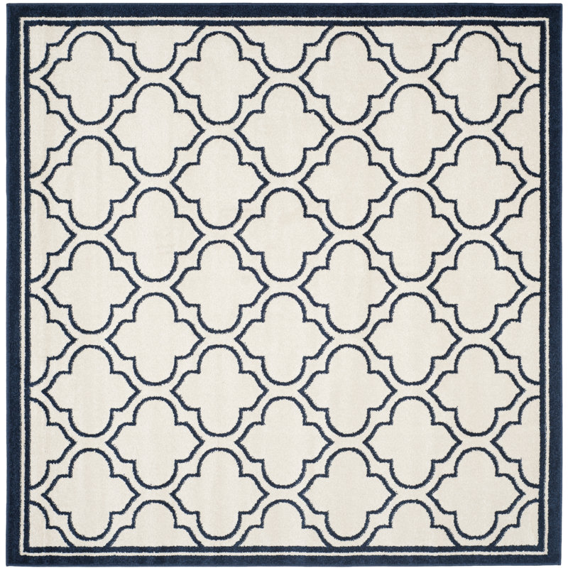 Tapis à motif géométrique ivoire / bleu marine Ammundsen, Carré 7 pi