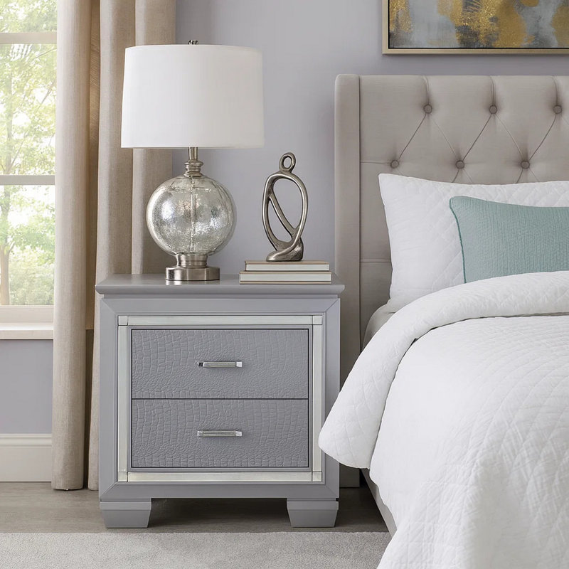 Dayvonne 17.5'' W Solid Wood Nightstand