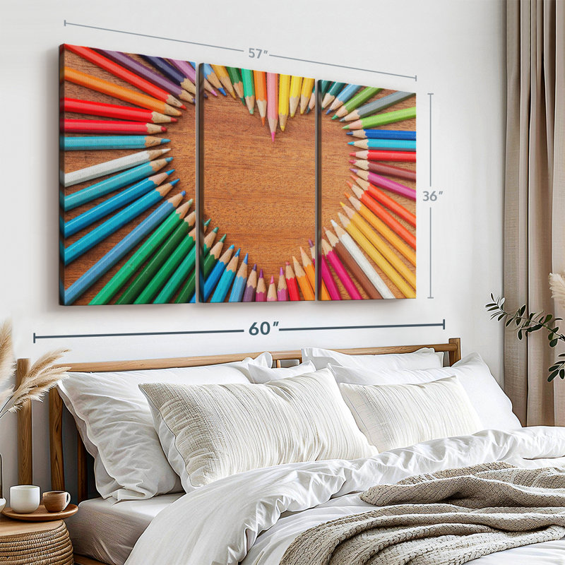 «Heart Shaped Pencils» sur toile, H 36 po x l 57 po