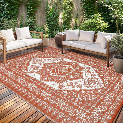 Outdoor Waterproof Reversible Rug – Vintage Medallion Patio & Porch Mat with Portable Bag & Stakes for RV, Camping, Backyard, Deck, Balcony