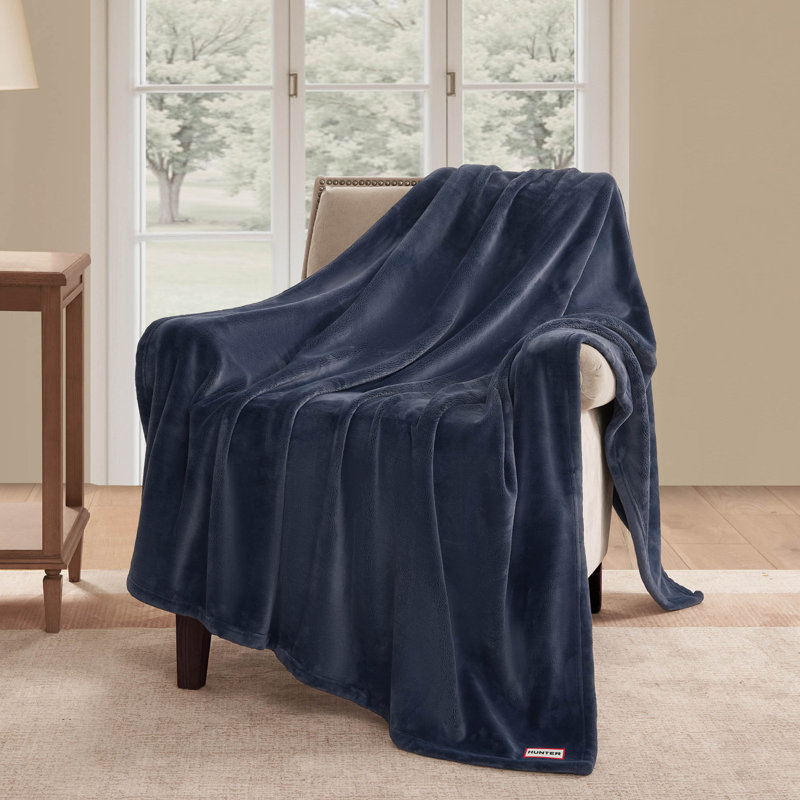 Hunter Coco Flannel Throw Blanket, Mood Blue Indigo