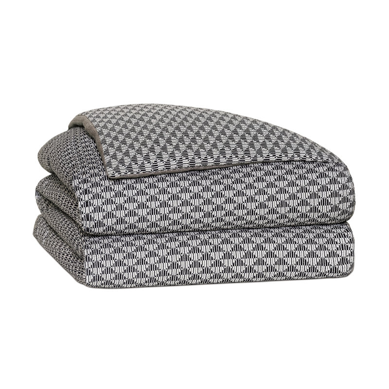 Zac Comforter, Queen Comforter, Button Tufted