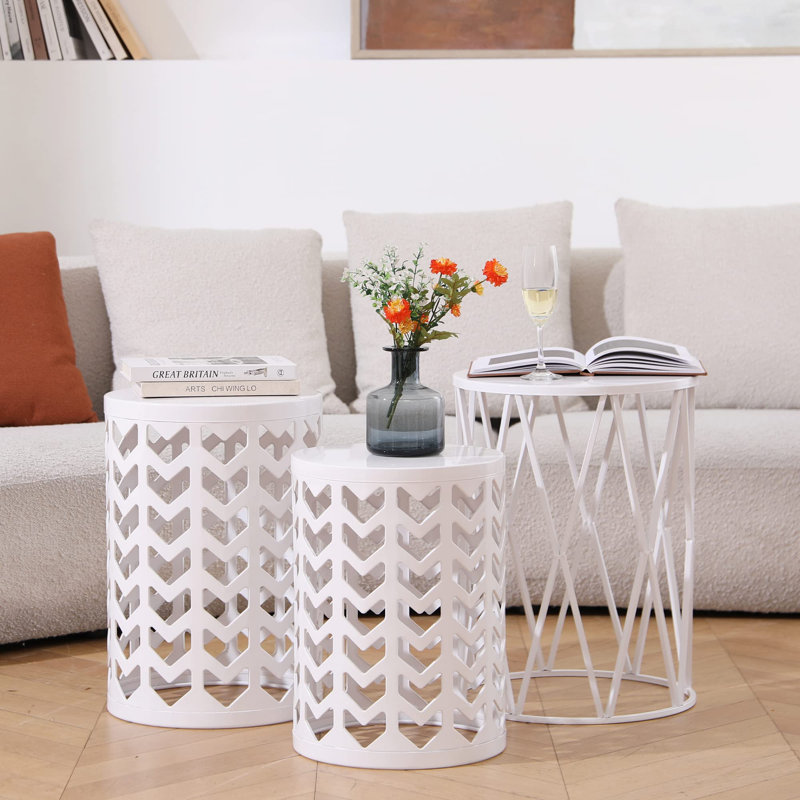 21 tables de bout de hauteur, Blanc