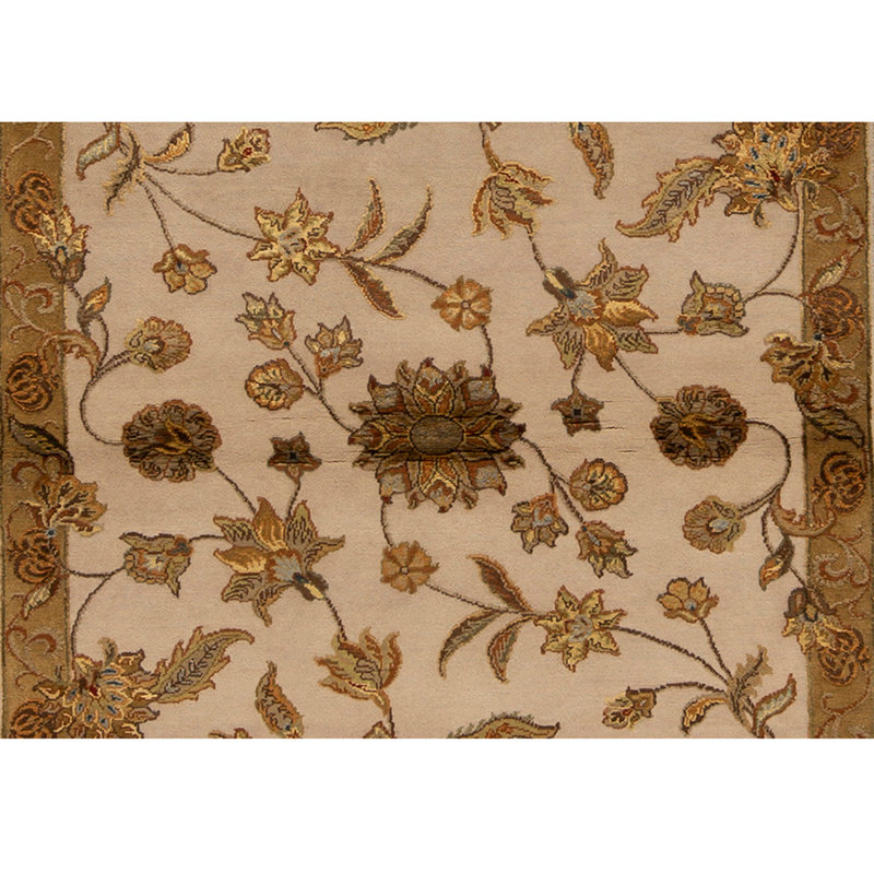 Floral Area Rug in Gold