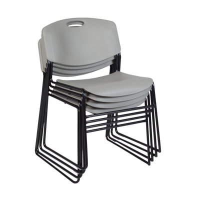 Chaise empilable Zeng
