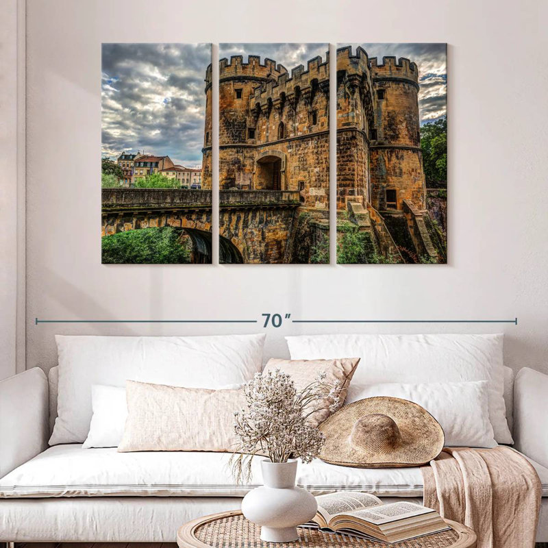 Lilie Bridge Castle, 32" H x 50" W