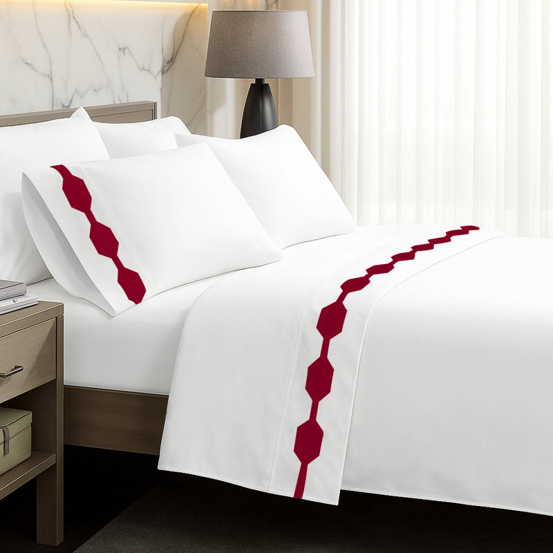 Hexagonal Applique Border Cotton Sheet Set, Burgundy Border, Full Sheet Set