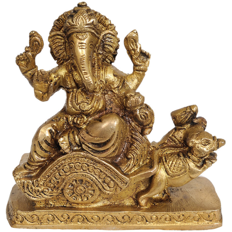 Lord Ganesha chevauchant un char de souris