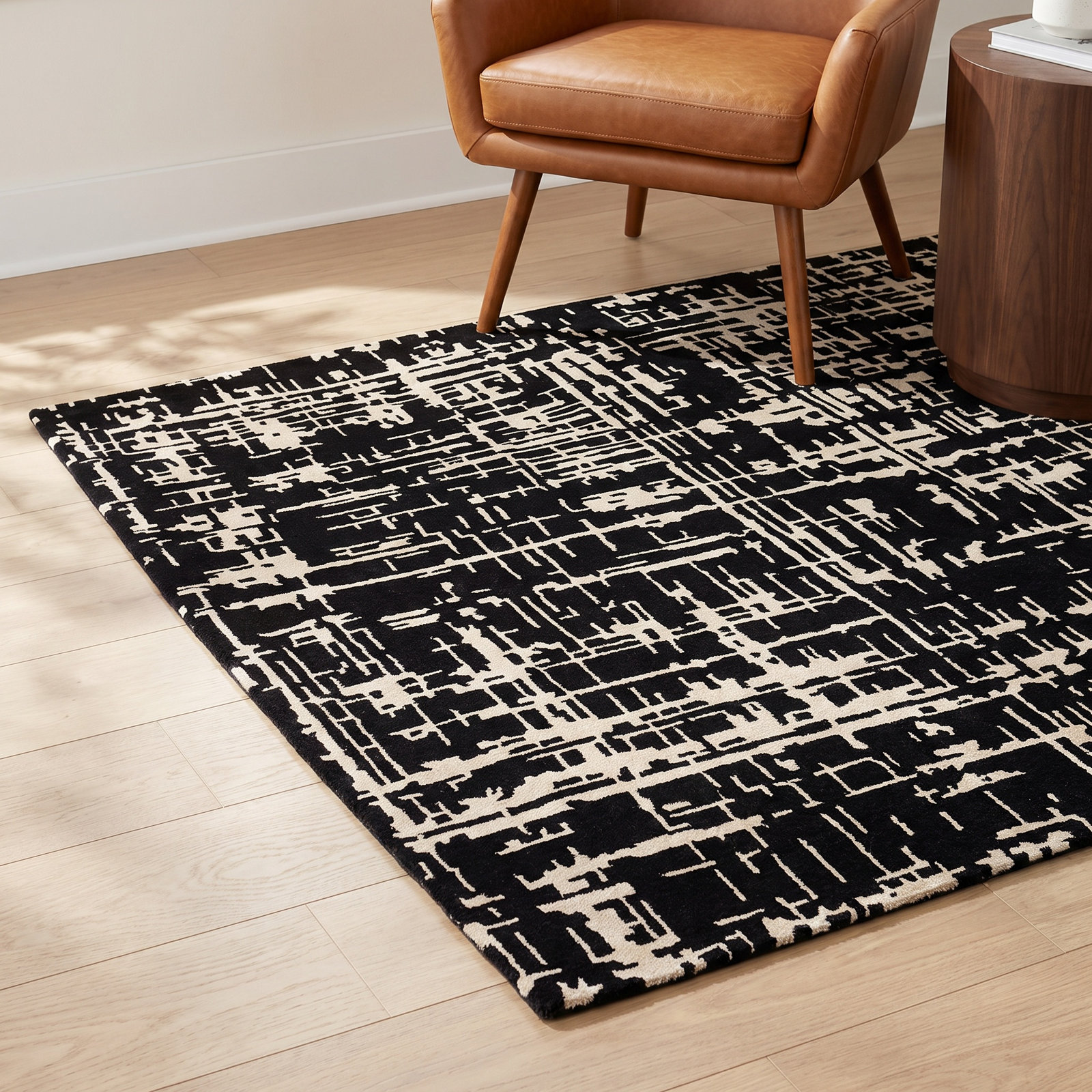 Brannon Black Hand-Tufted Abstract Rug, Rectangle 2' x 3'