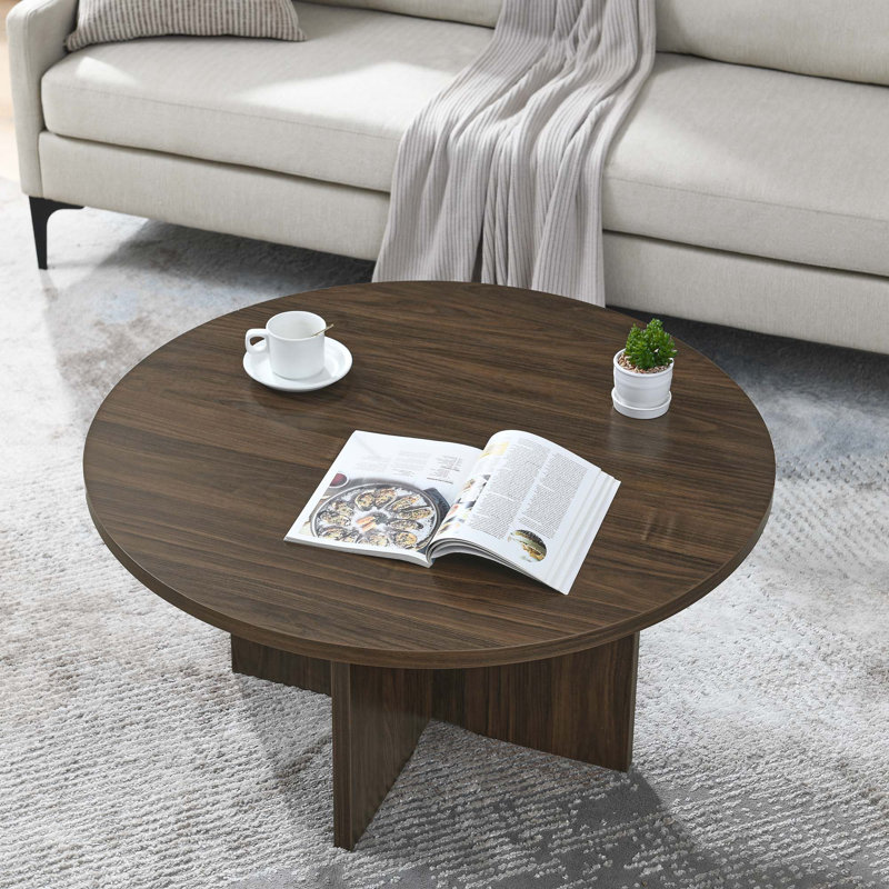  Table basse ronde en bois Boggess, Noyer naturel