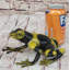 Figurine de sculpture en bronze jaune et noir avec poison et grenouille