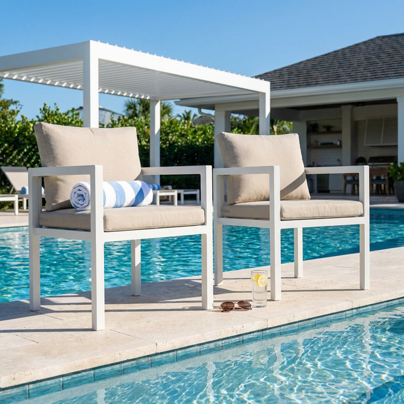 Paire de chaises de salle à manger d'extérieur toutes saisons durables avec coussins confortables et structure résistante à la rouille