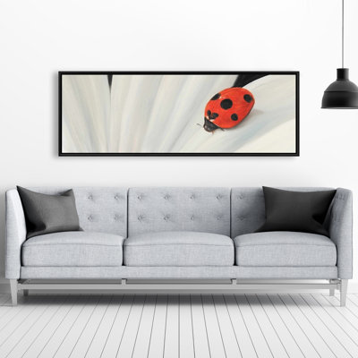 White Daisy And Ladybug Print On Canvas