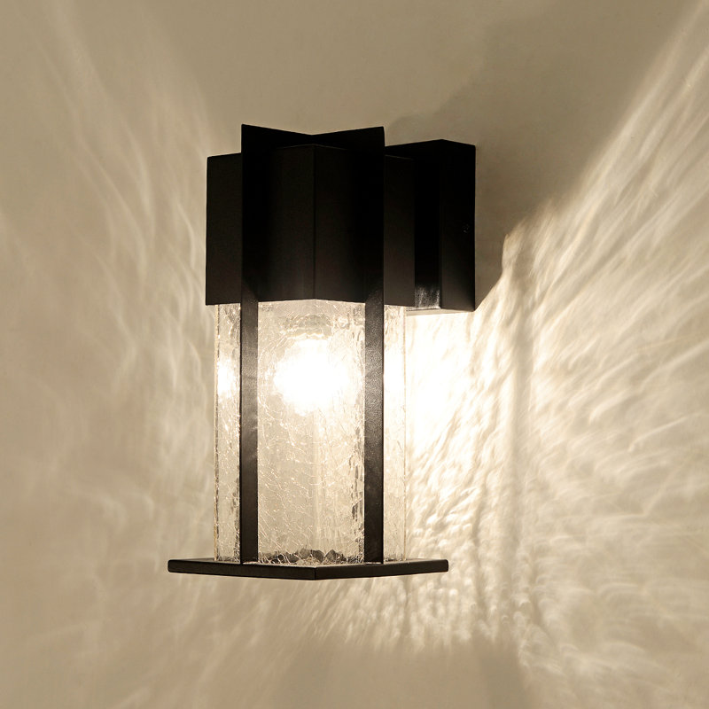  Classic Outdoor Wall Sconce 1 Light with Crackle Glass