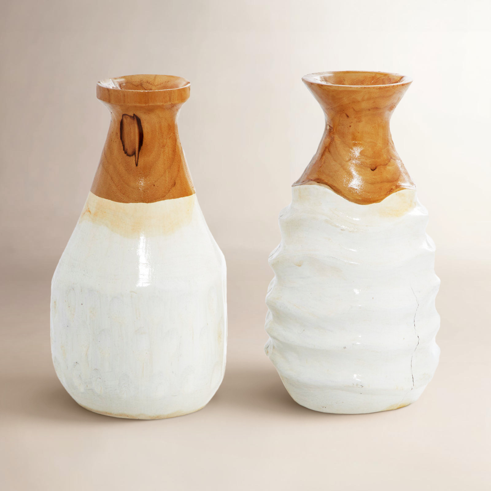 Caracas 9.9'' Handmade Solid Wood Table Vase