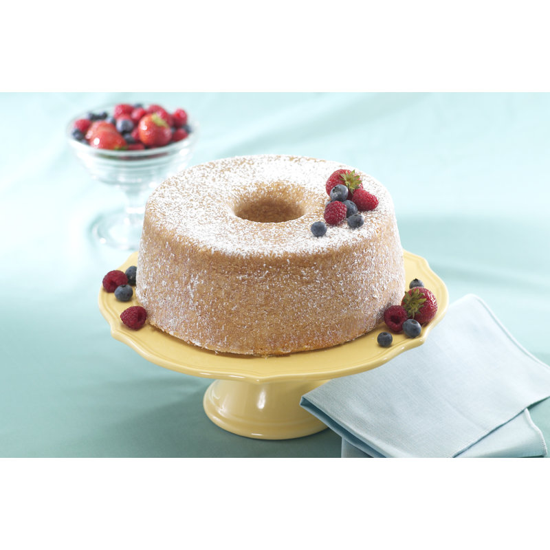 Nordic Ware 10.2" Round Aluminized Round Pan