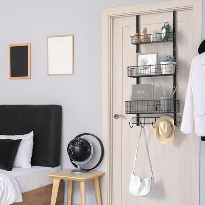 Rangement à suspendre au-dessus de la porte à 3 niveaux avec paniers à cintres et porte-serviettes en métal