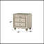 Table de chevet beige en velours