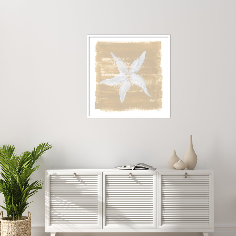 «Soft Sea Starfish» par Yvette St. Amant, reproduction d'art encadrée sur bois, H 33 po x l 33 po